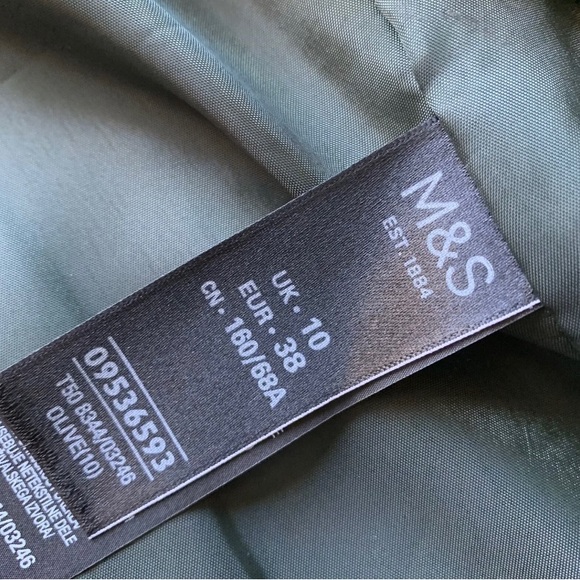 Marks and Spencer autograph real leather skirt size 10 - Picture 8 of 8